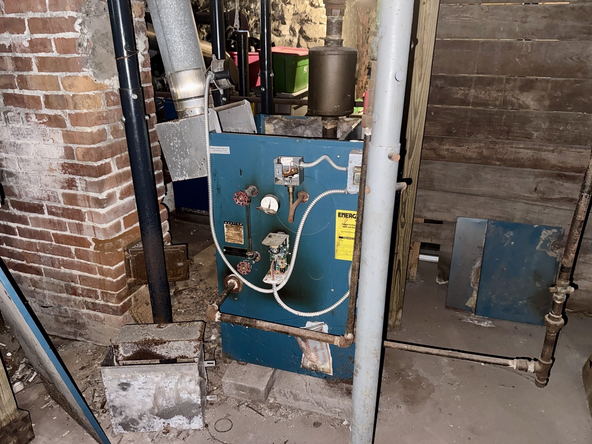 main property photo 25