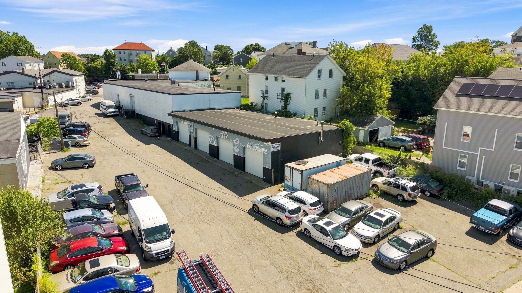 main property photo 40