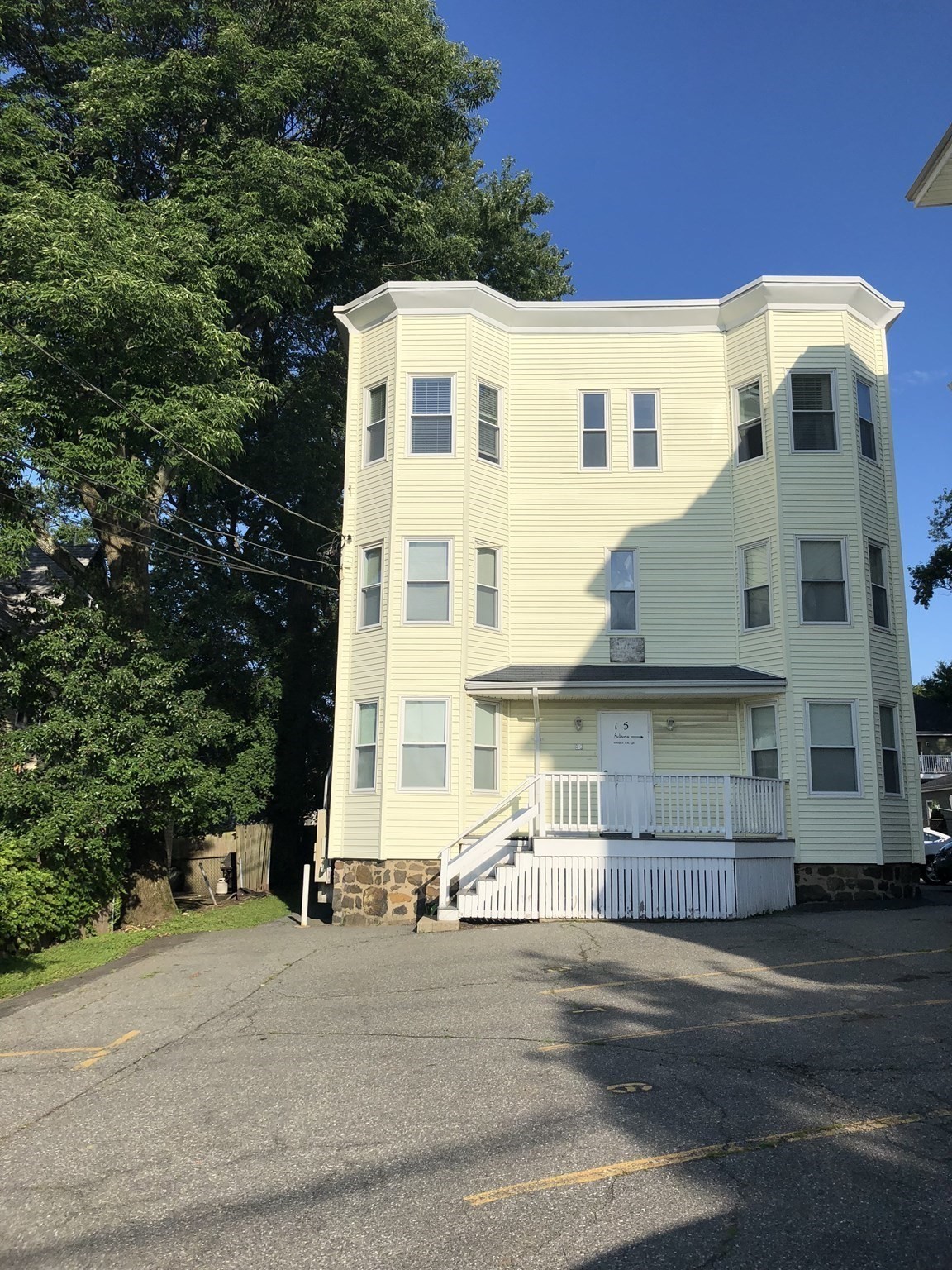 main property photo 11