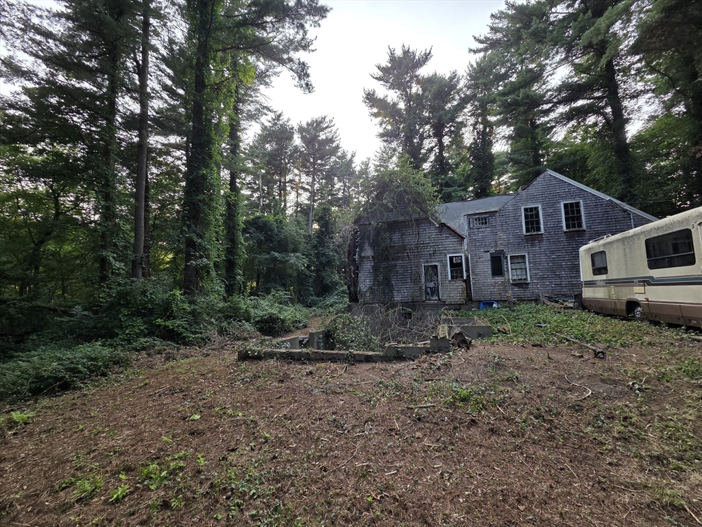 main property photo 22