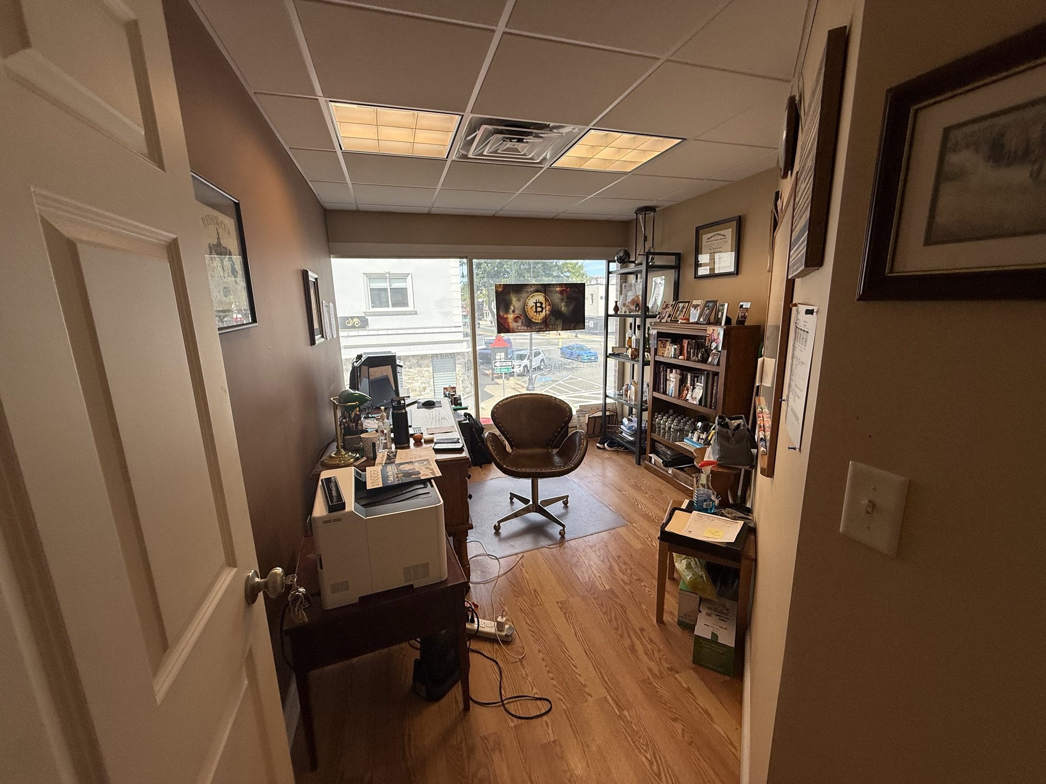main property photo 8