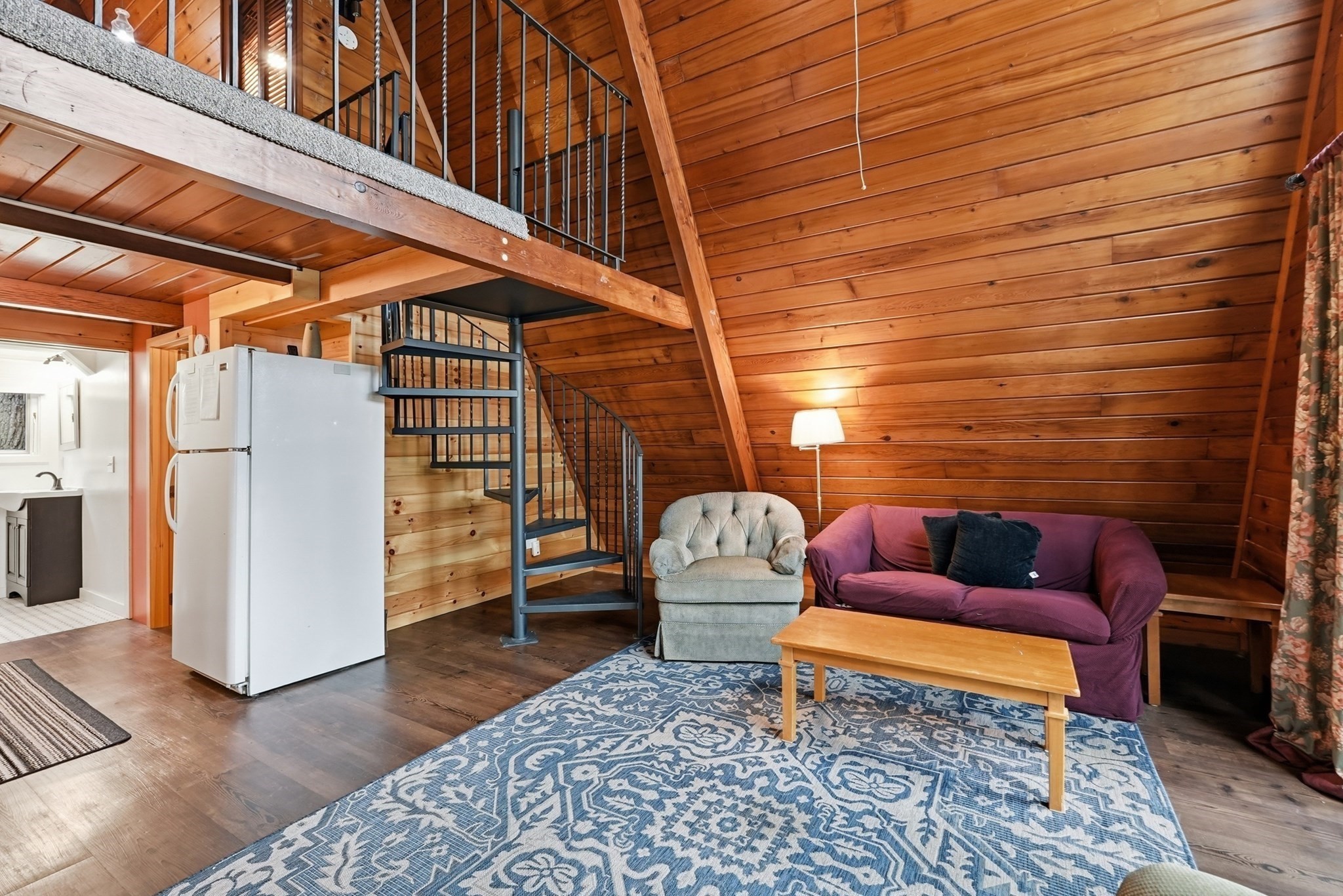 main property photo 6