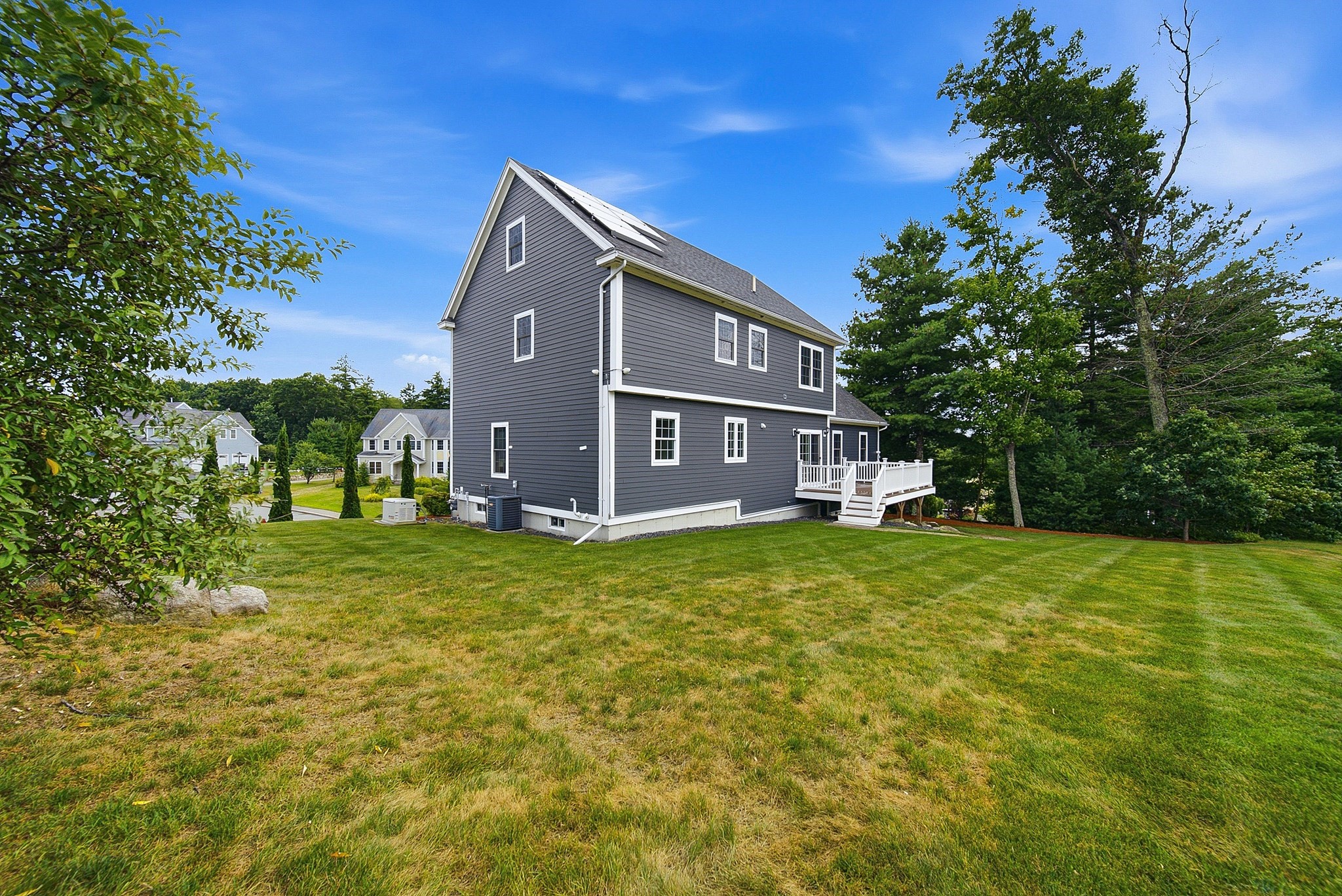 main property photo 37