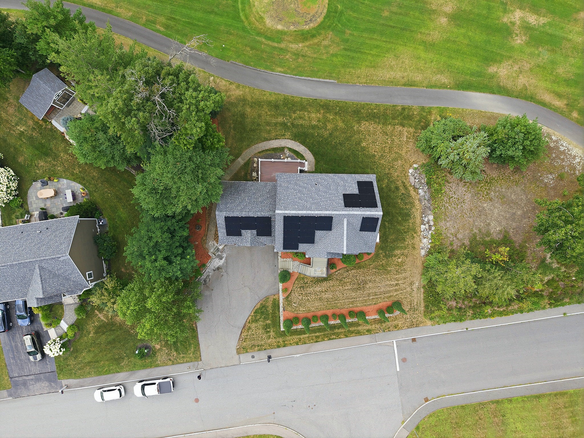 main property photo 39
