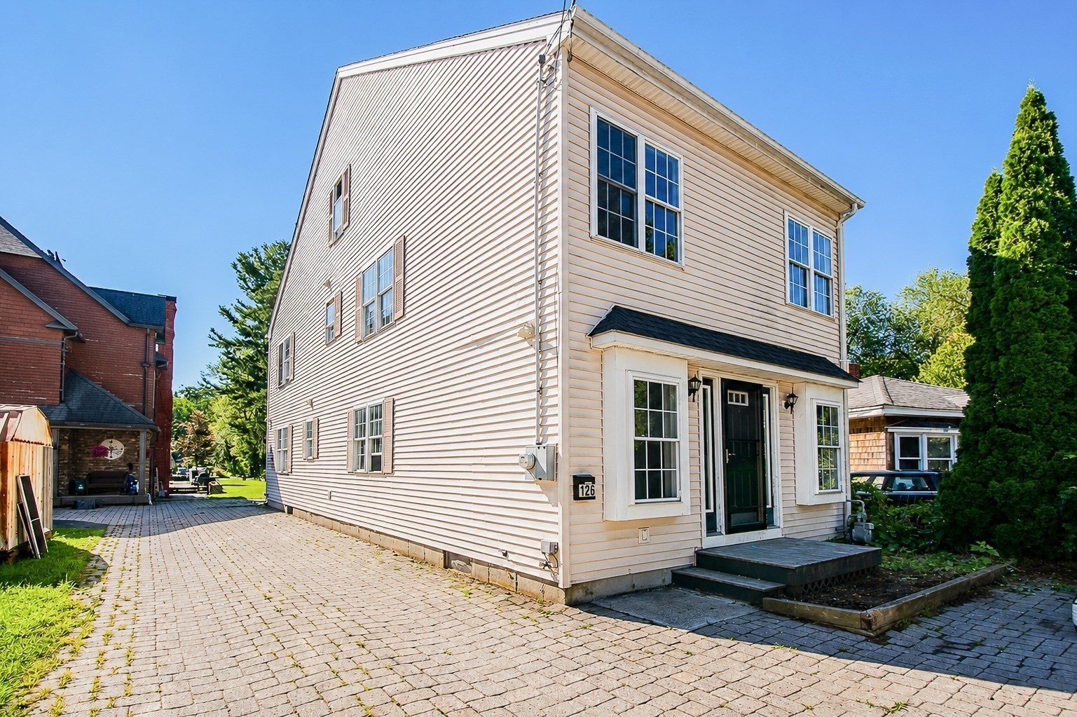 main property photo 1