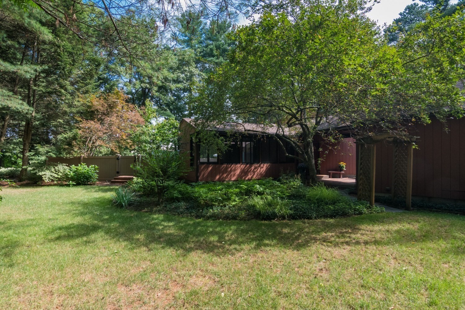 main property photo 35