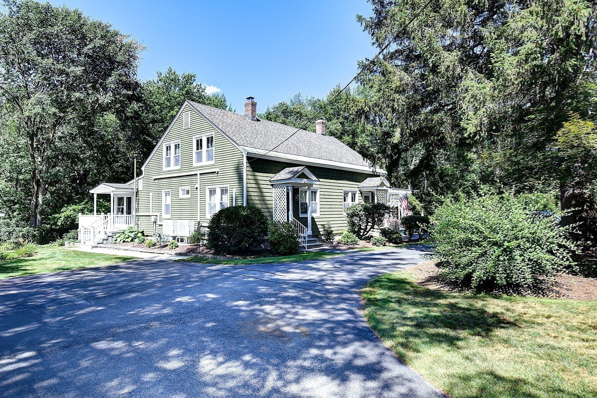 main property photo 32