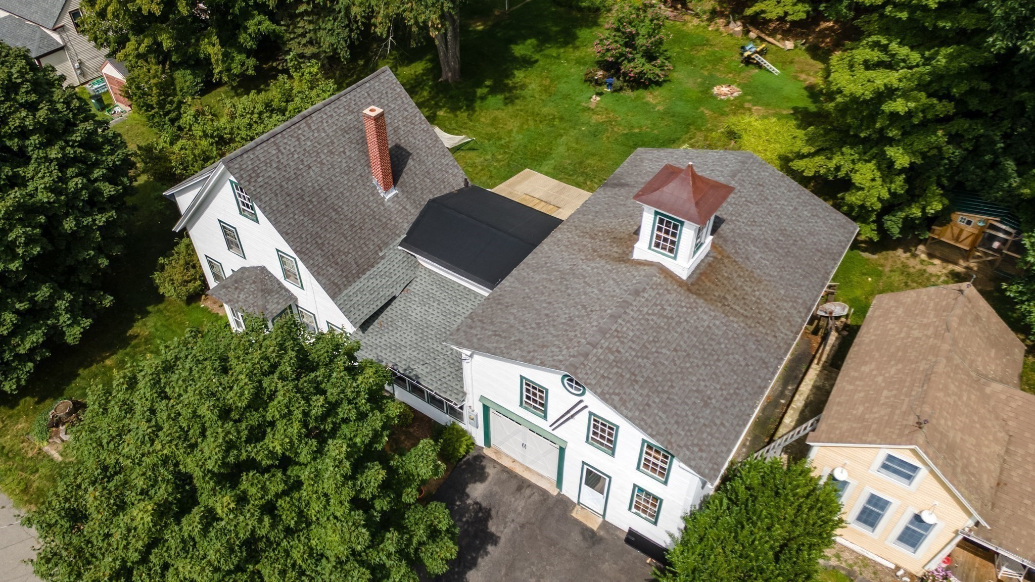 main property photo 36