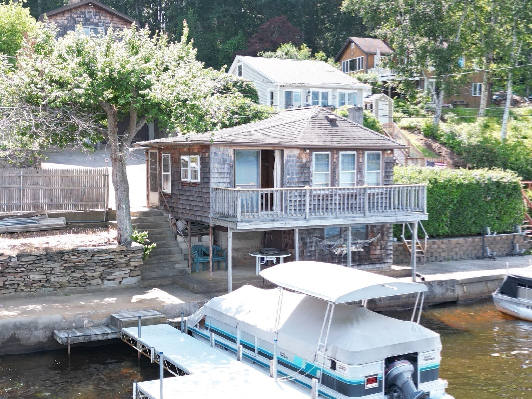 main property photo 22
