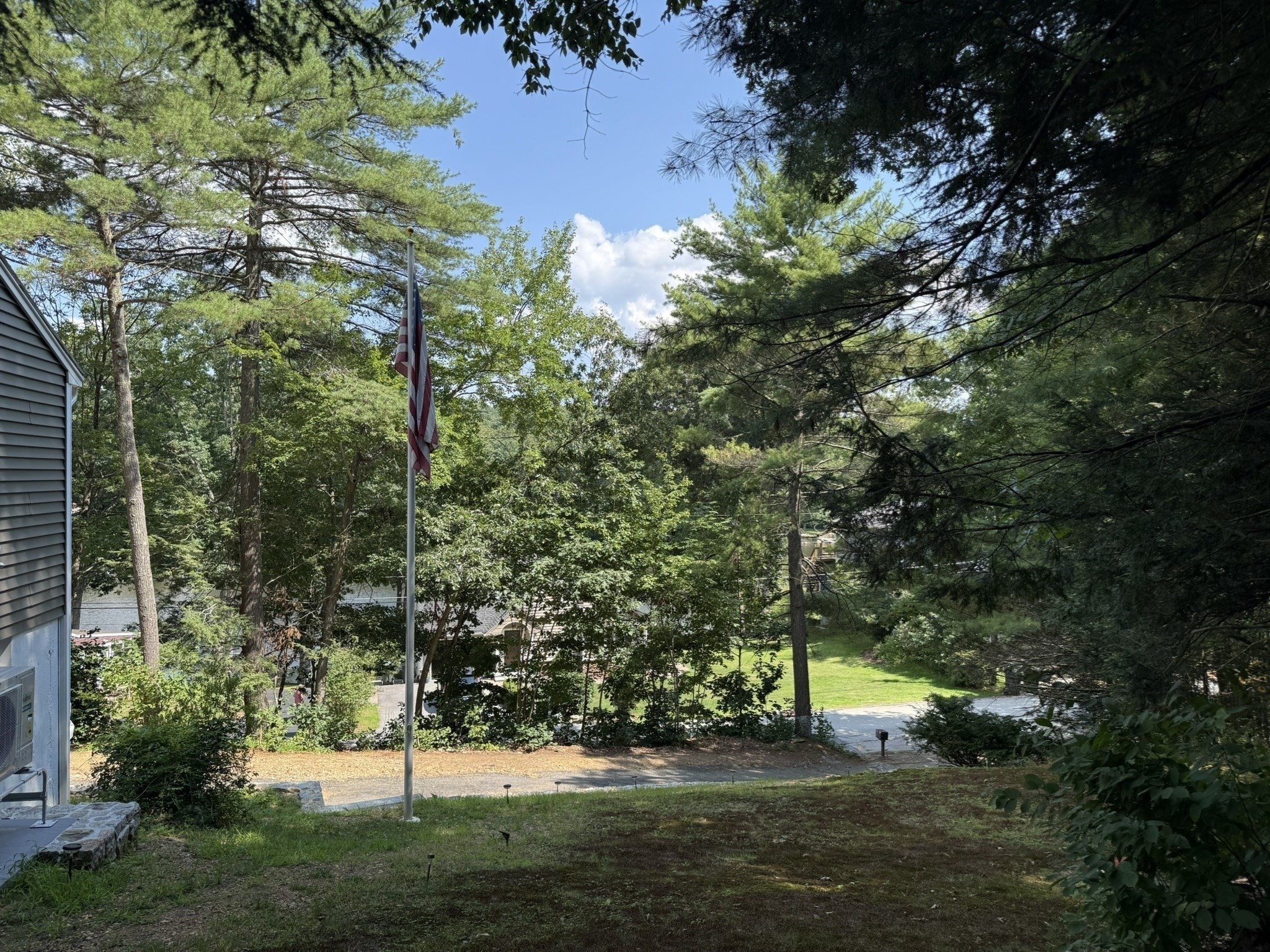 main property photo 31