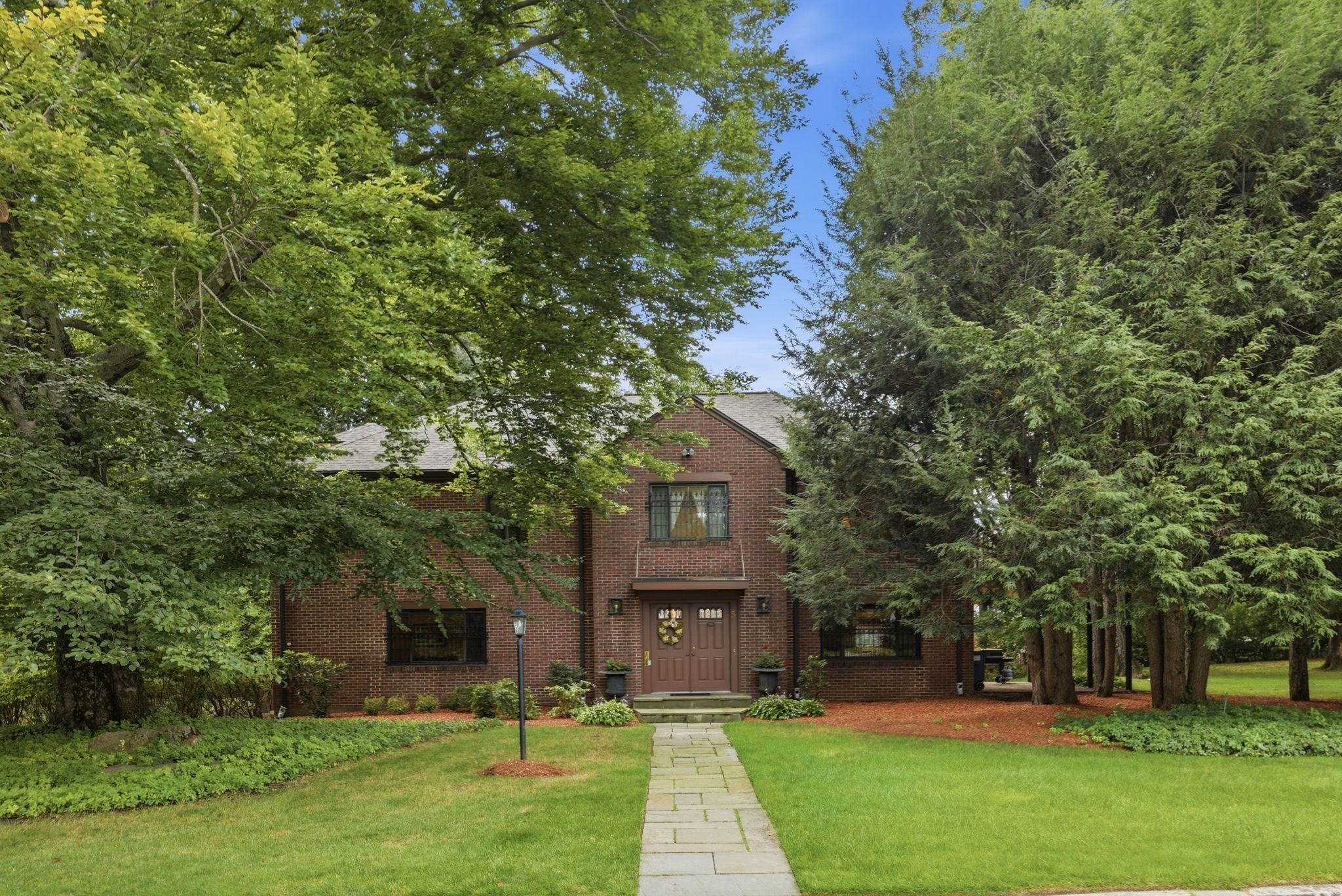 main property photo 37