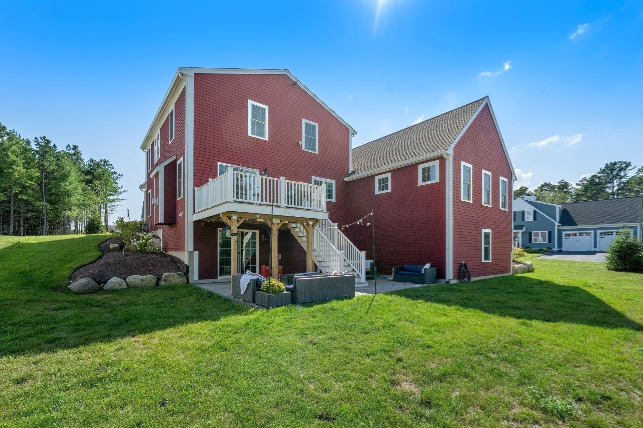 main property photo 27