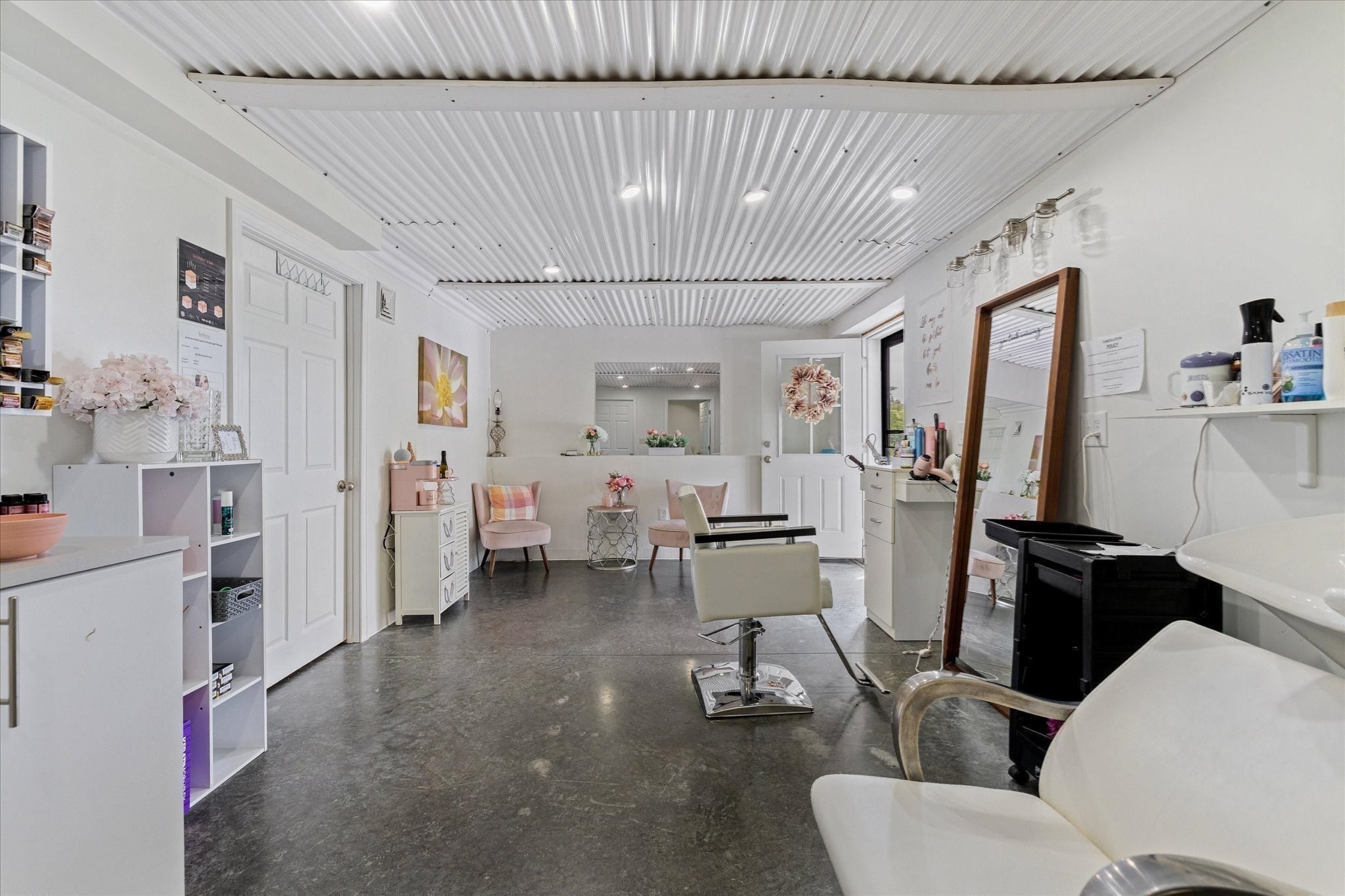 main property photo 34