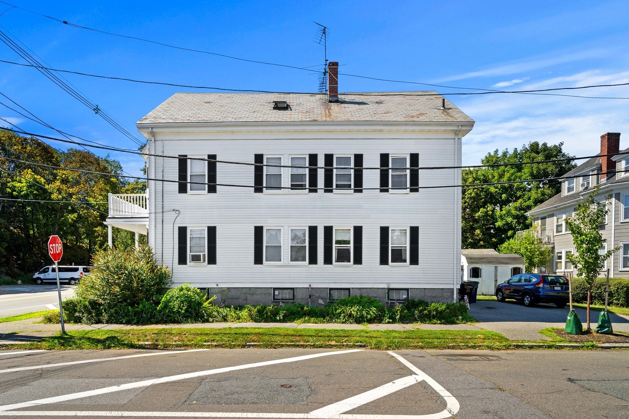 main property photo 33