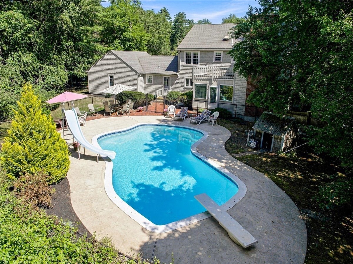 main property photo 36