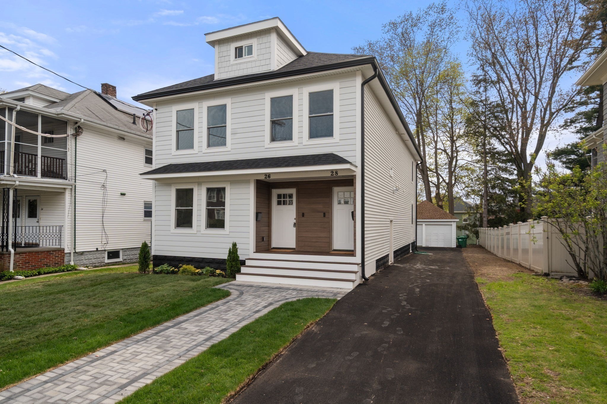 main property photo 28