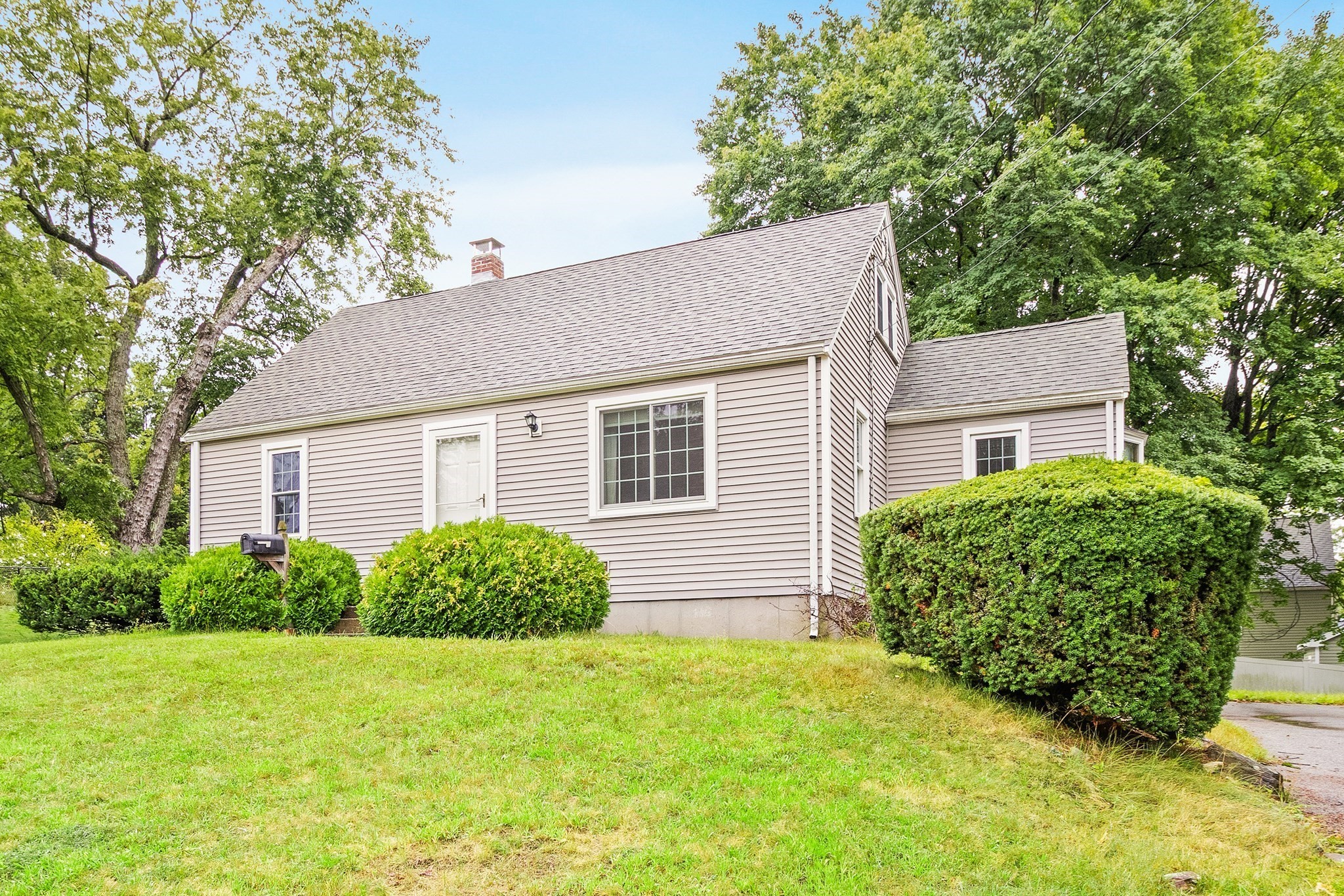 main property photo 2