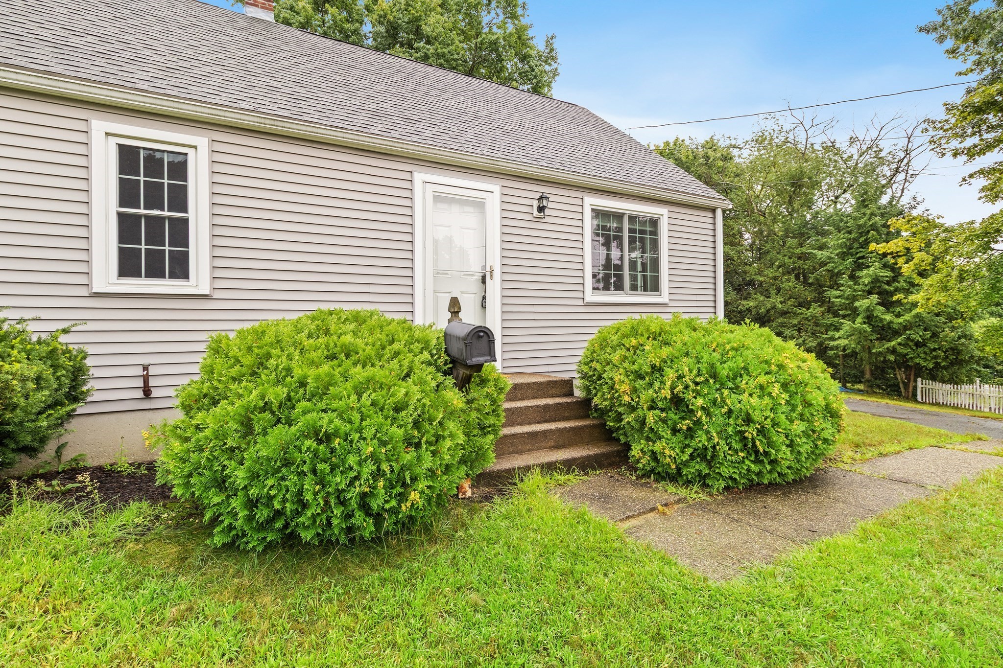 main property photo 5