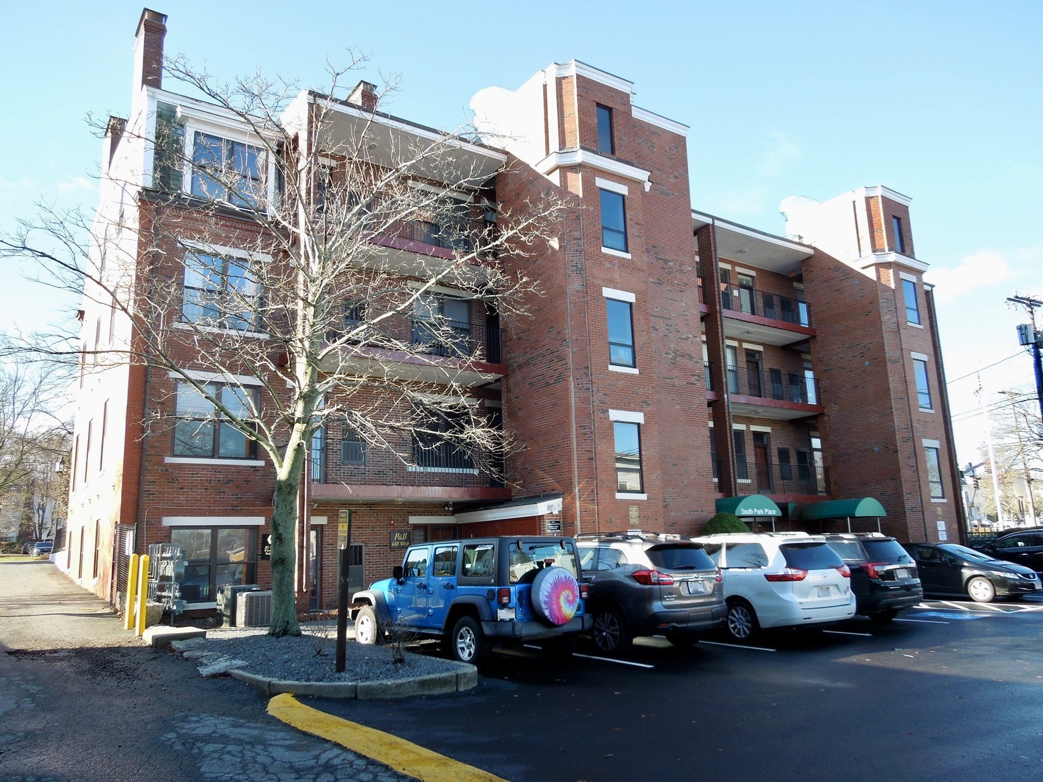 main property photo 2