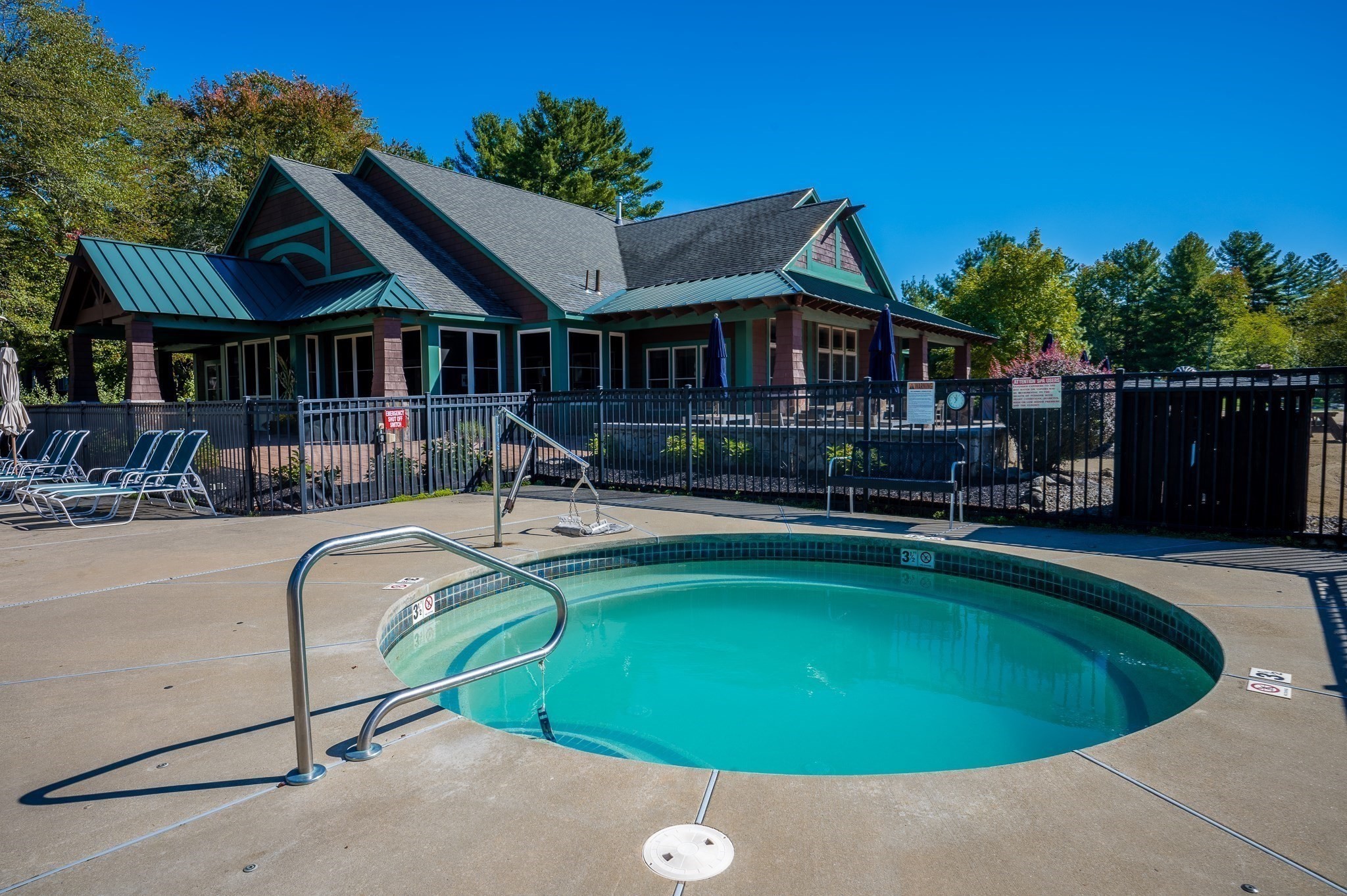 main property photo 25