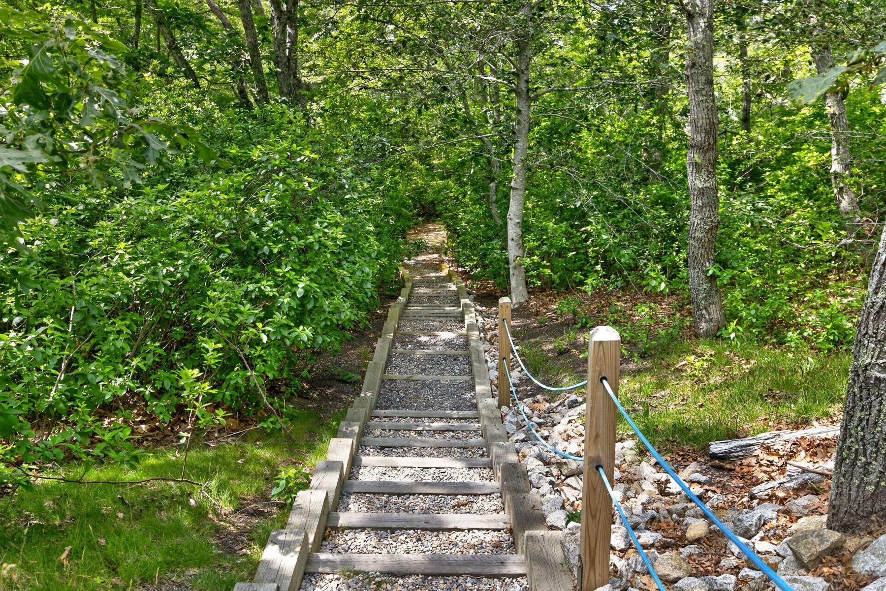 main property photo 40