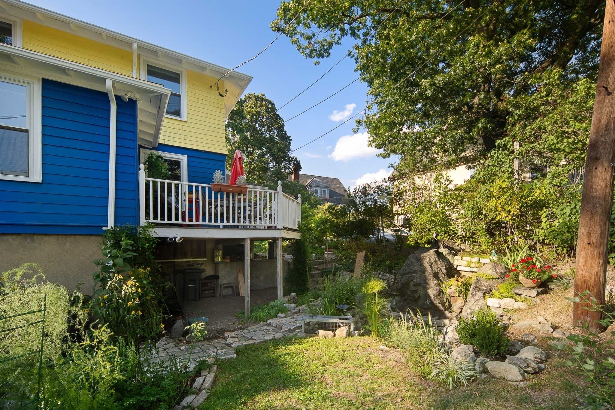 main property photo 19