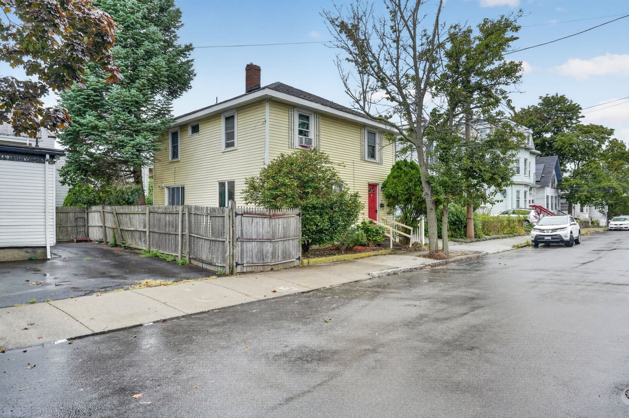 main property photo 16