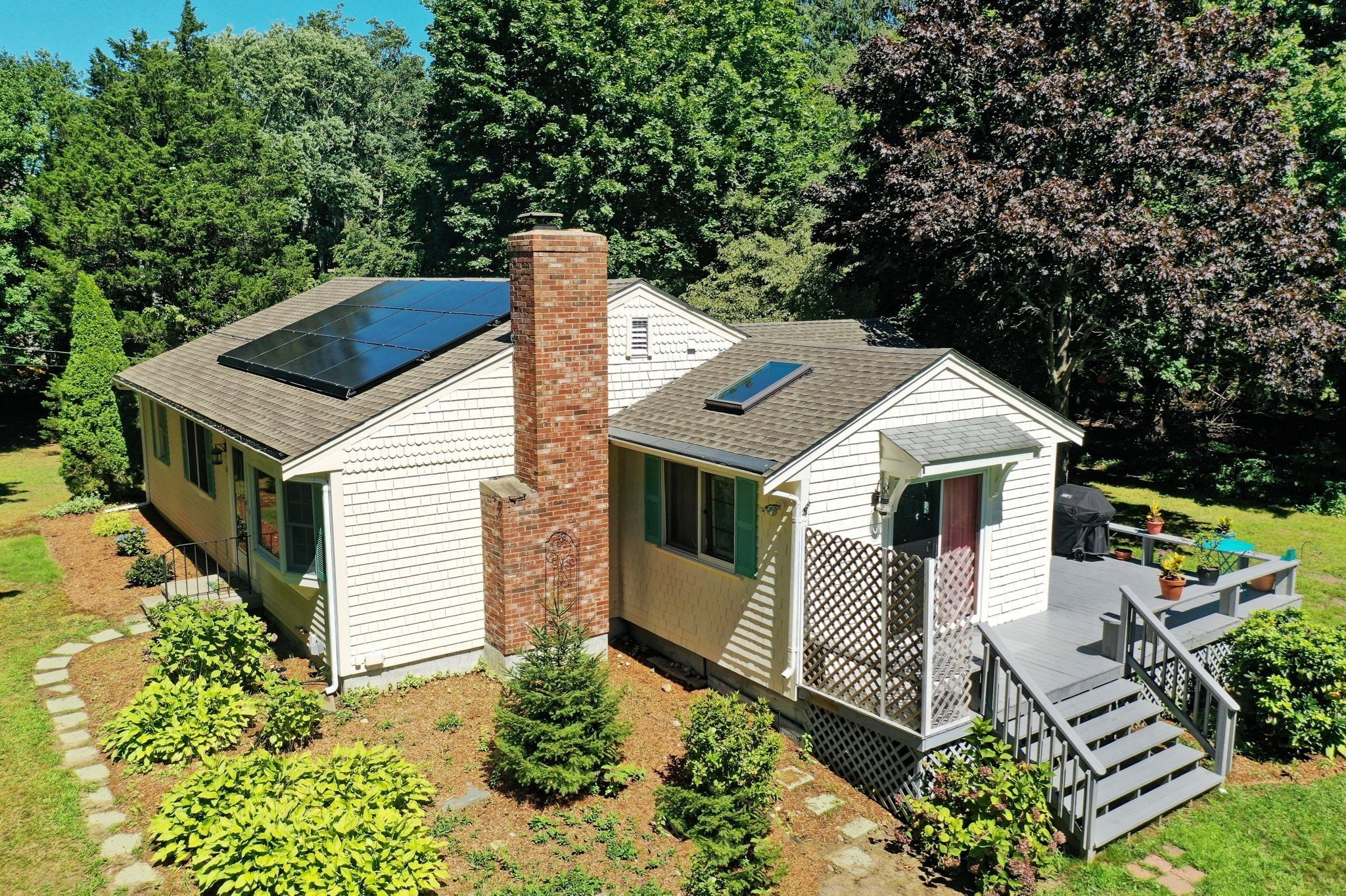 main property photo 5