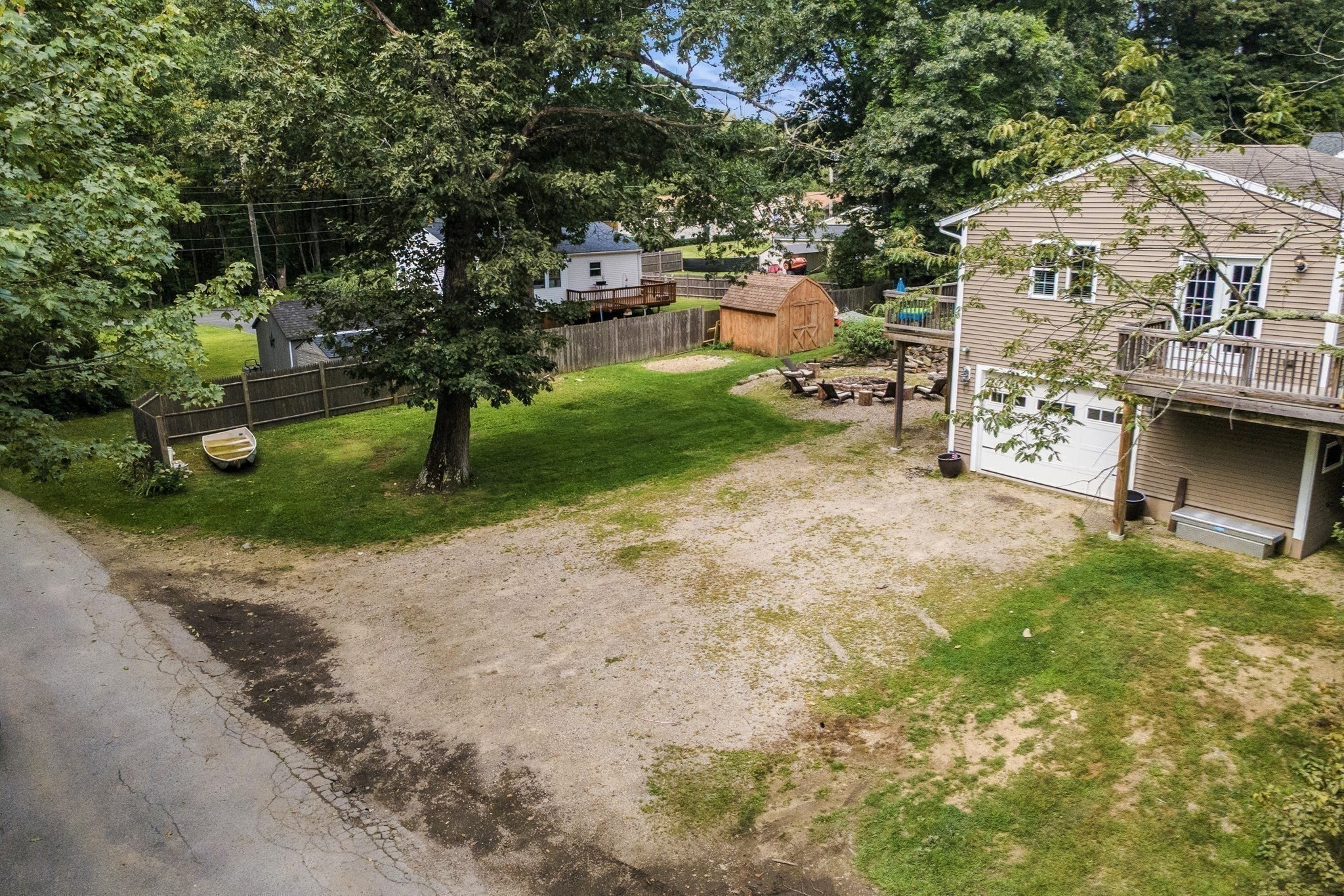 main property photo 30