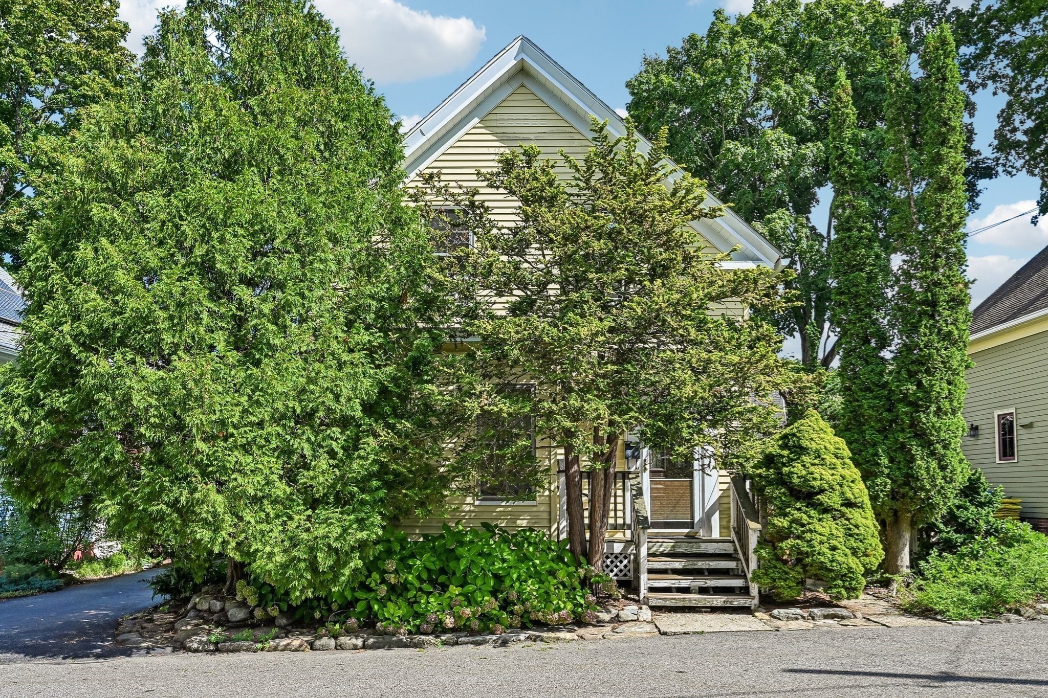 main property photo 33