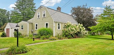 image of property with 3 Bed | 3 Bath | 1,589 Sqft