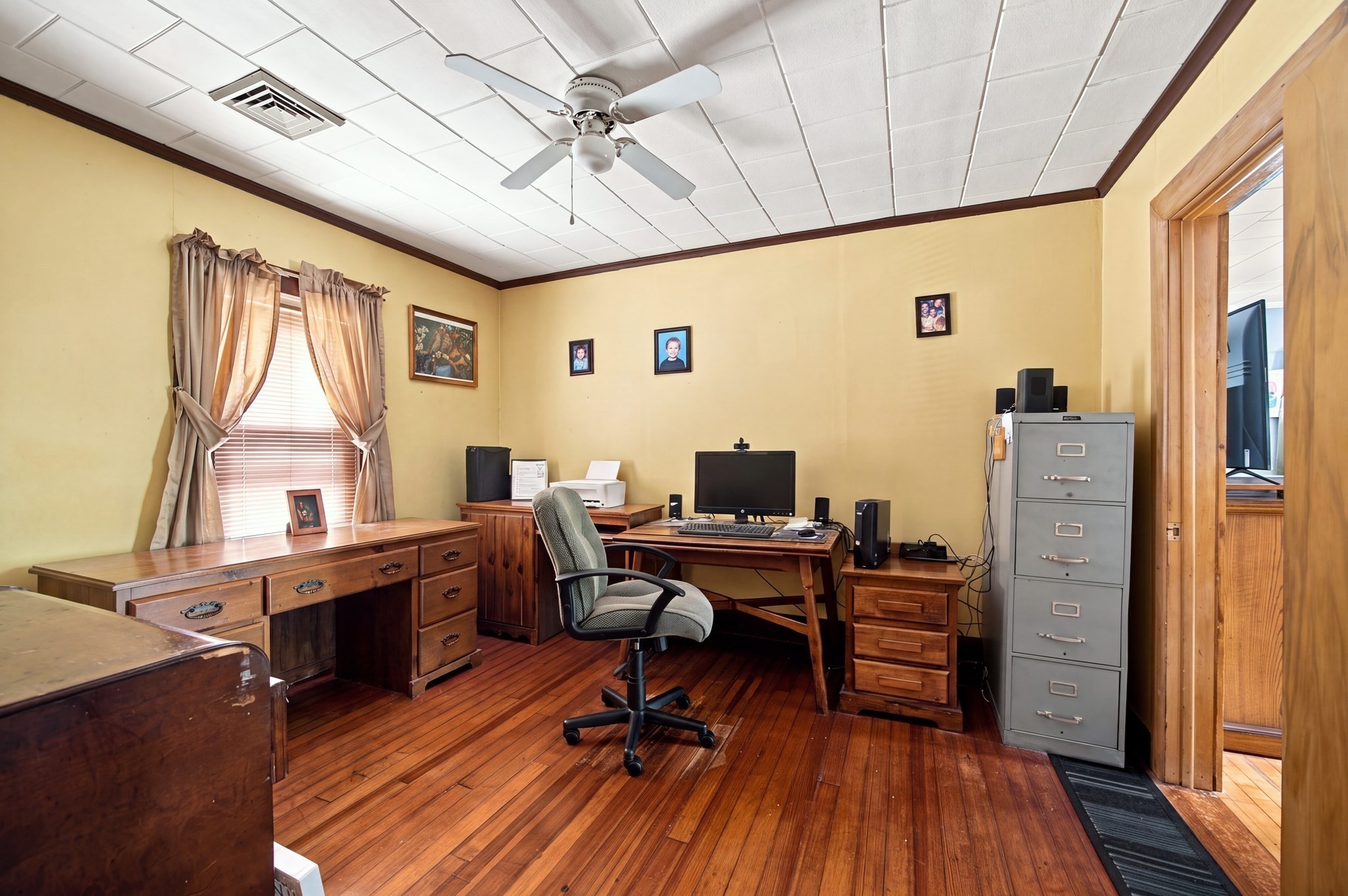 main property photo 5