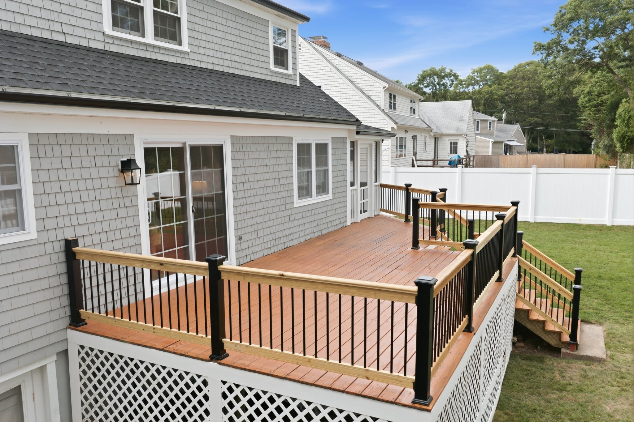 main property photo 30