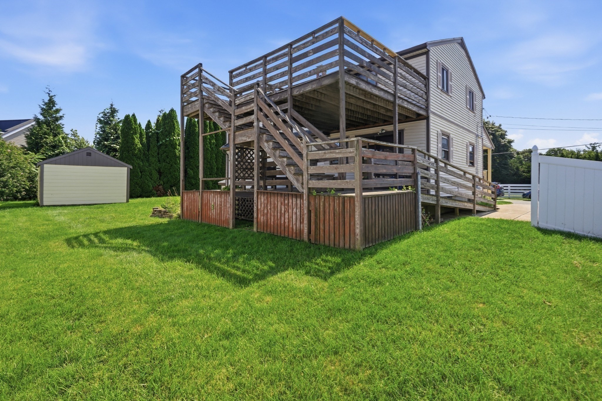 main property photo 34