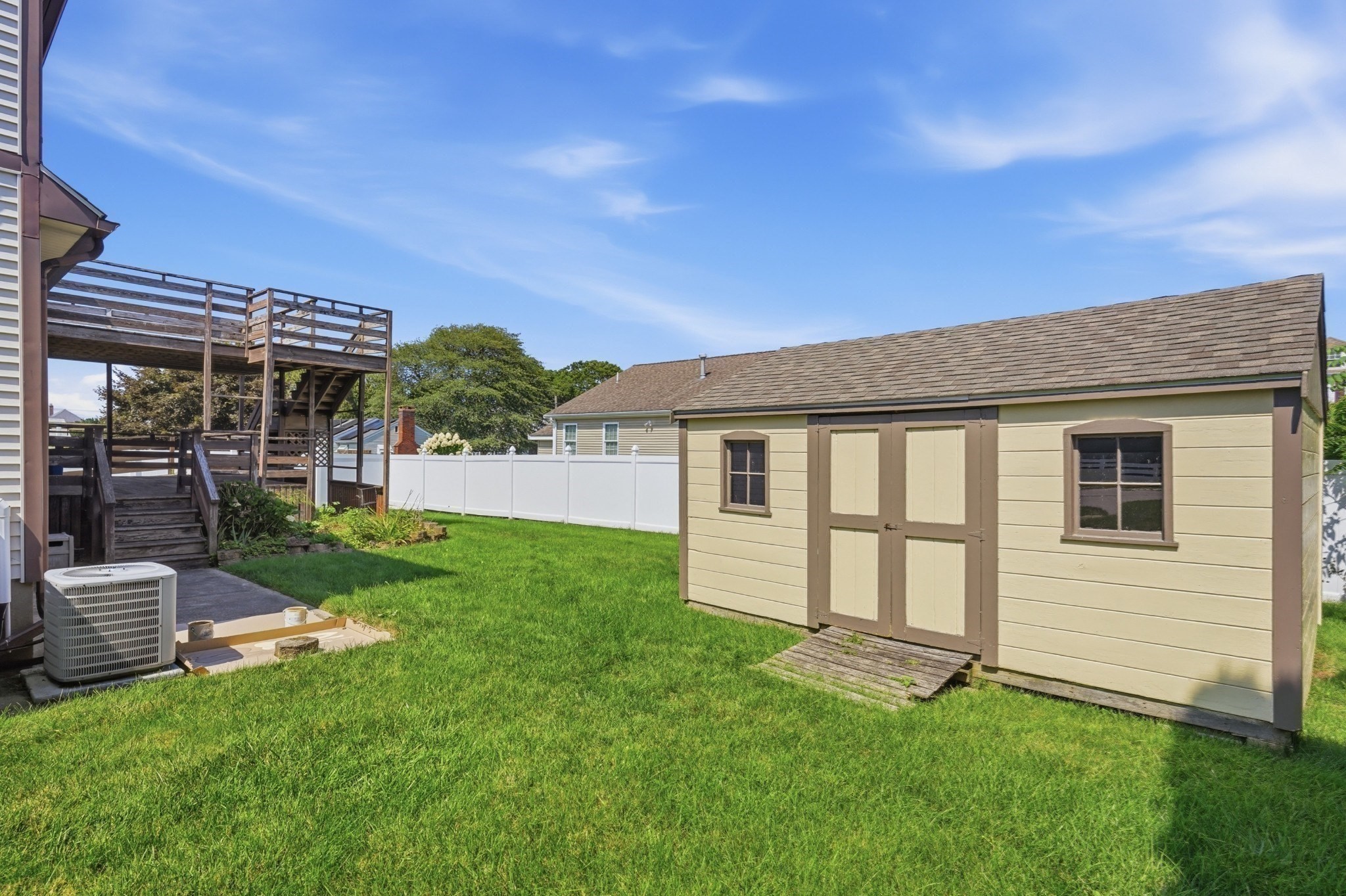 main property photo 35