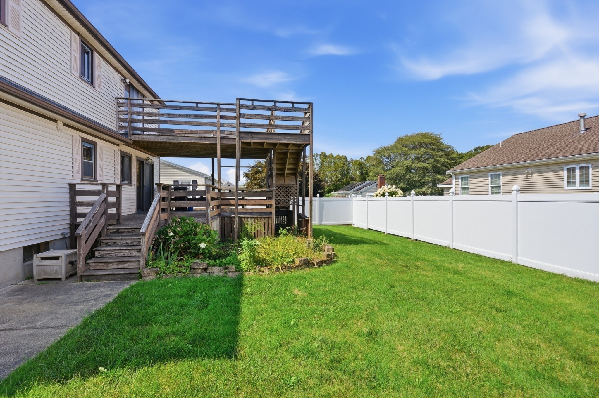 main property photo 36