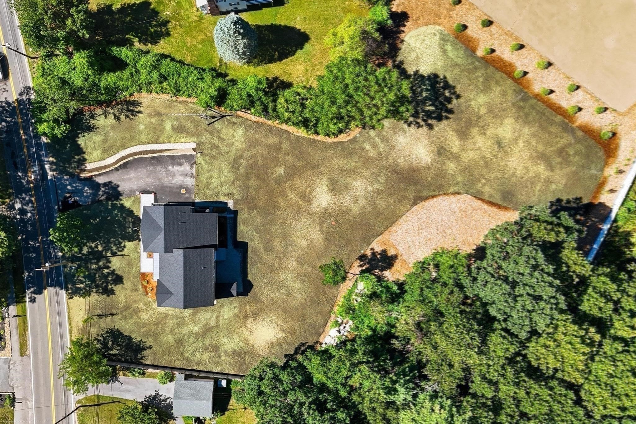 main property photo 35