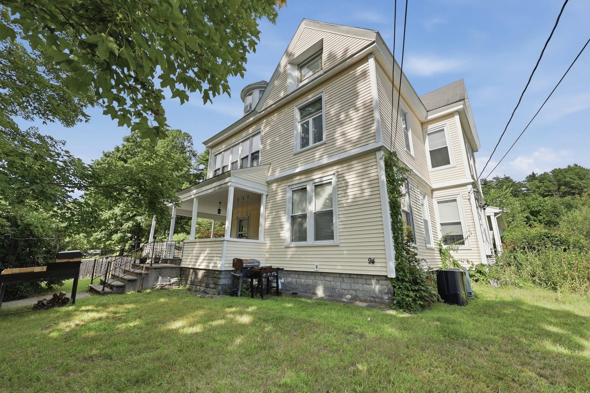 main property photo 4