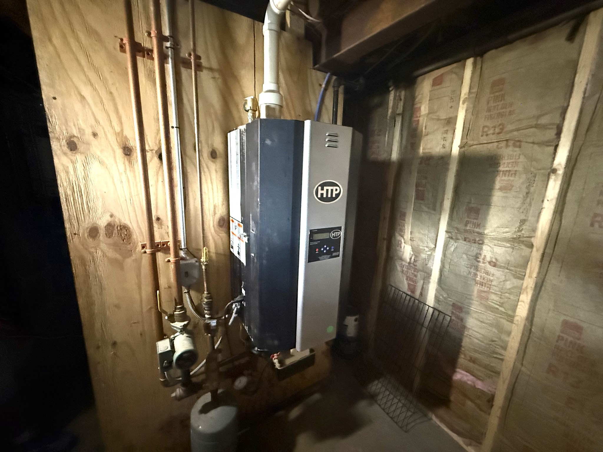 main property photo 37