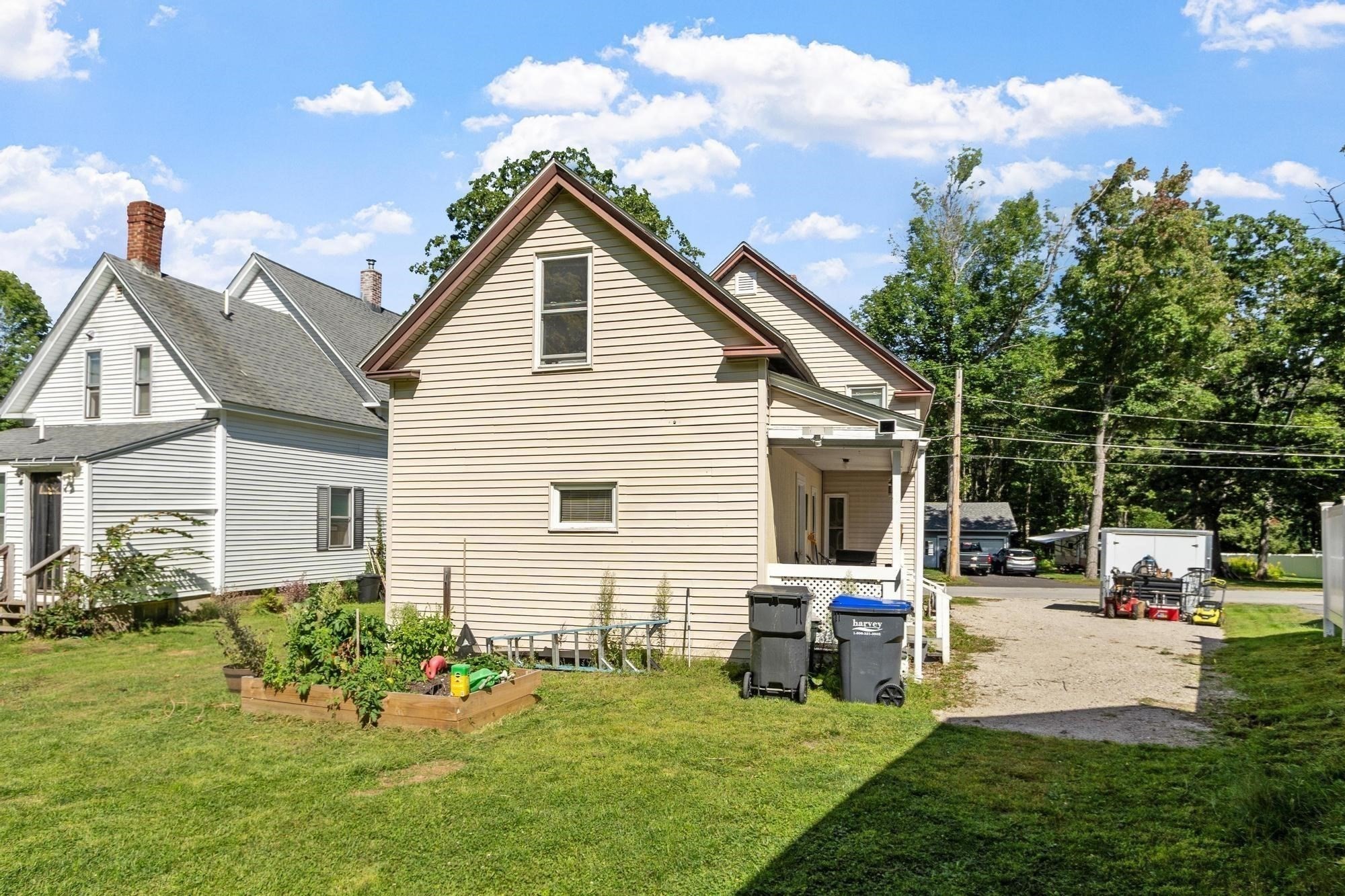 main property photo 36