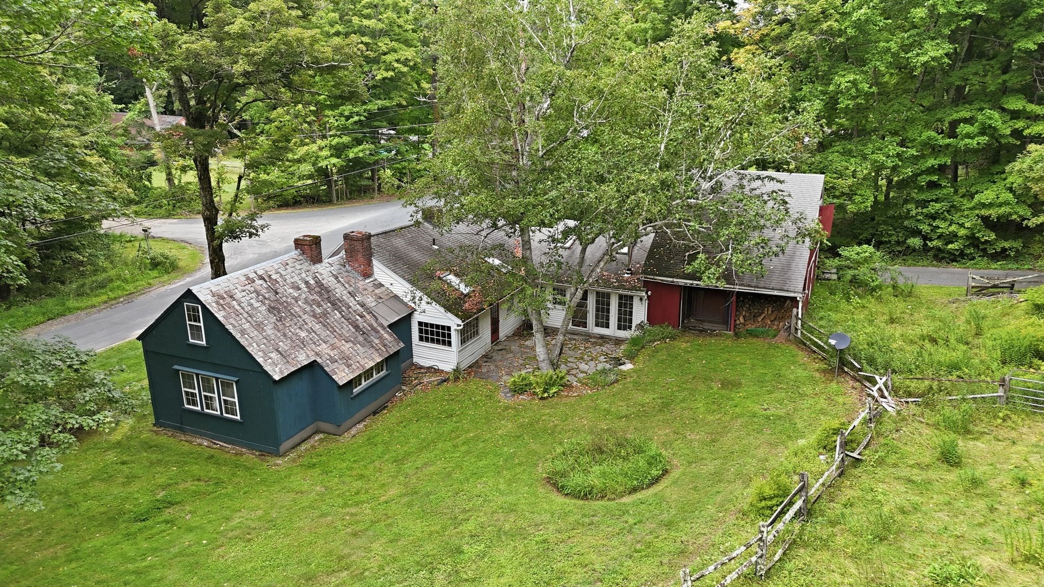 main property photo 35