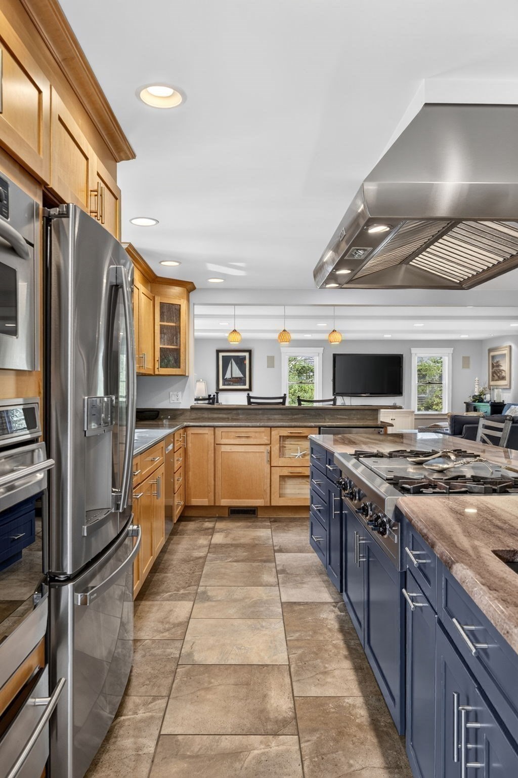 main property photo 14