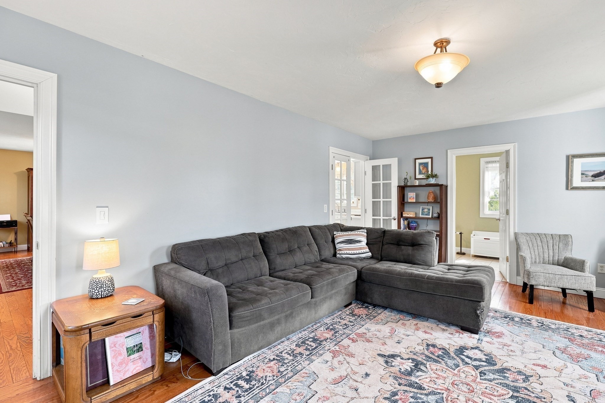 main property photo 3