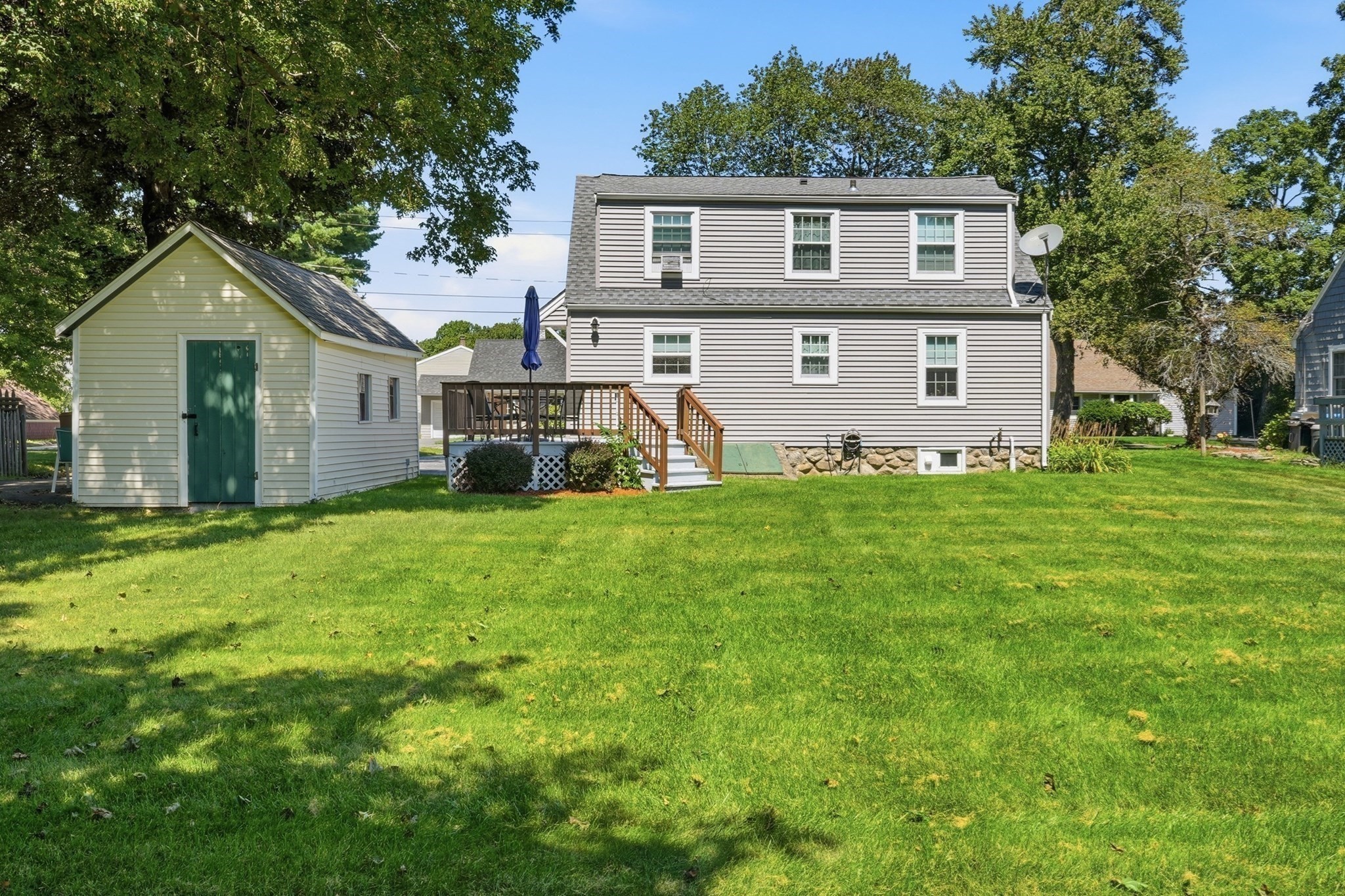 main property photo 30