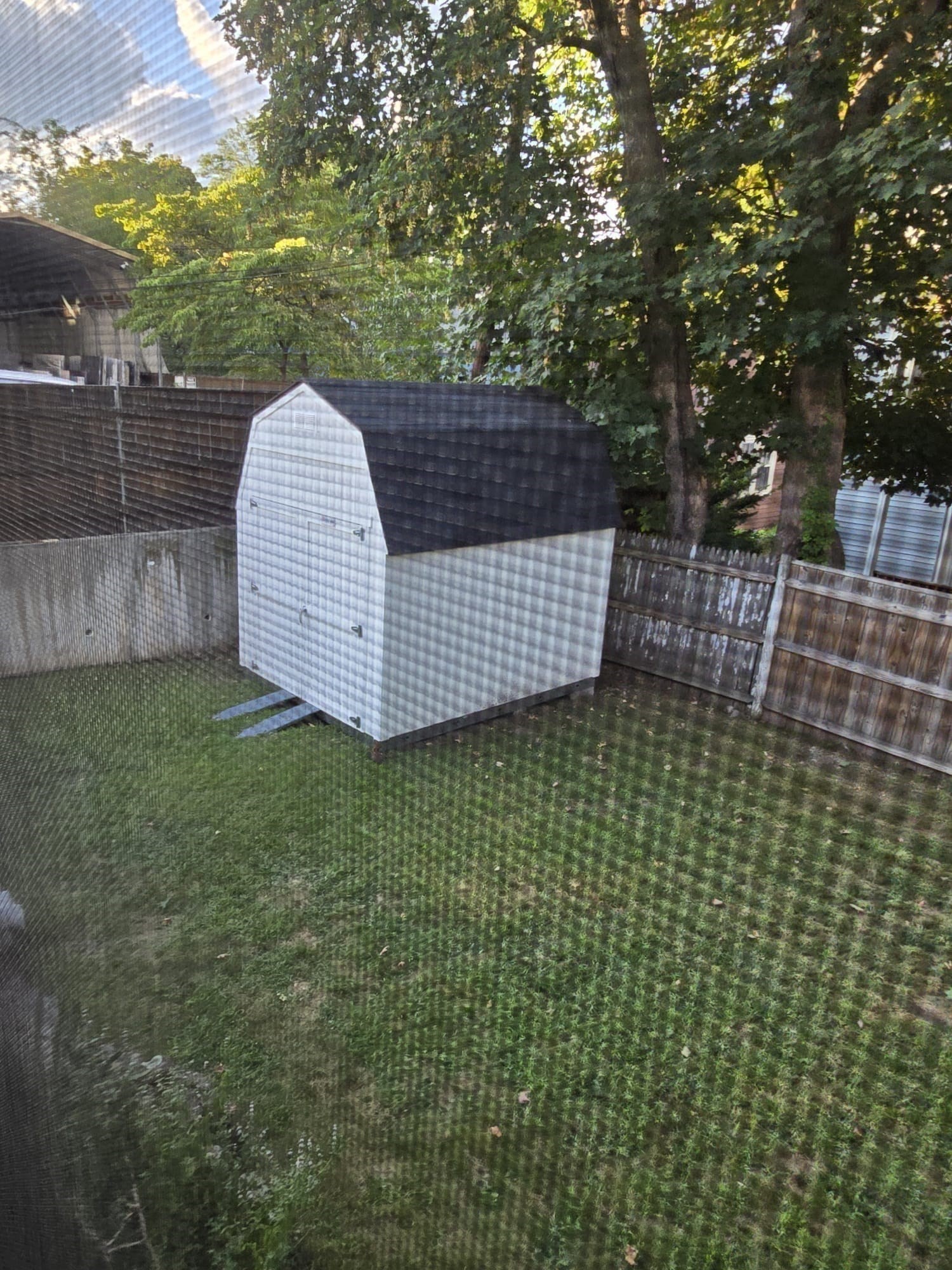 main property photo 31
