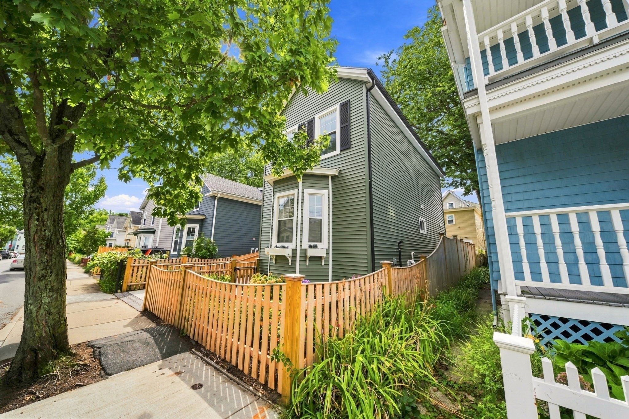main property photo 37