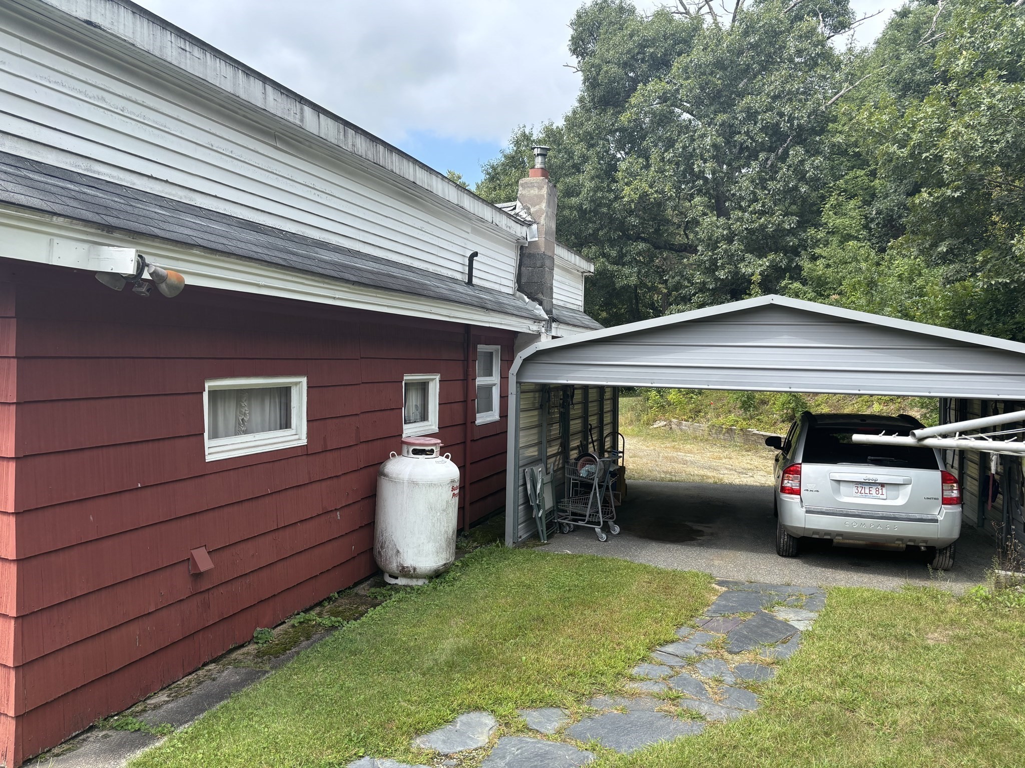 main property photo 5