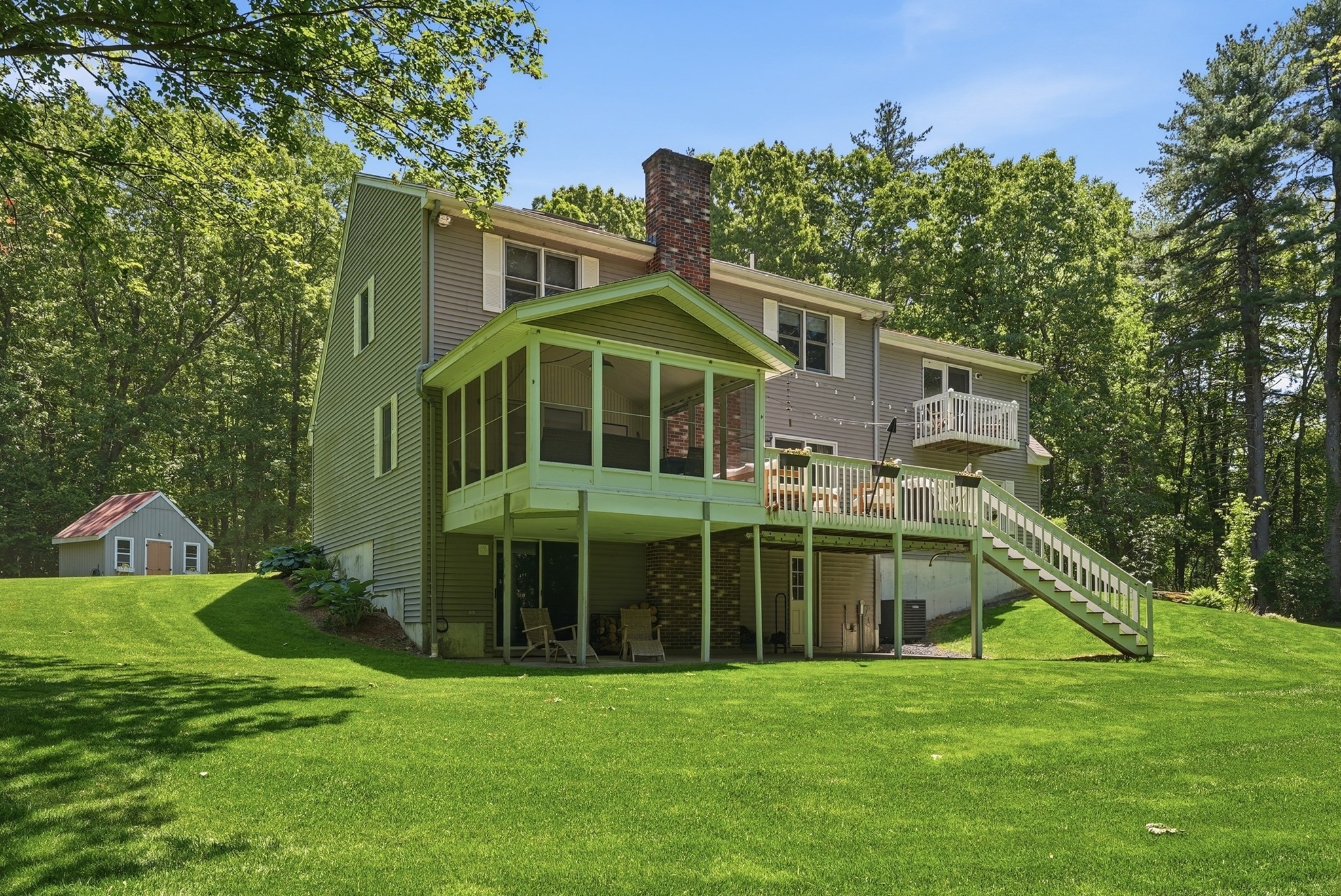 main property photo 18