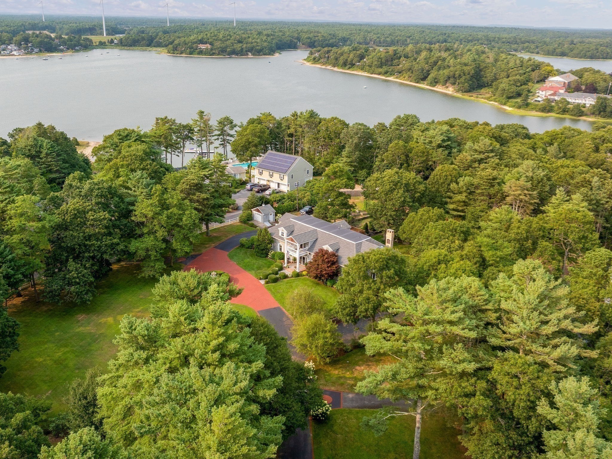 main property photo 41