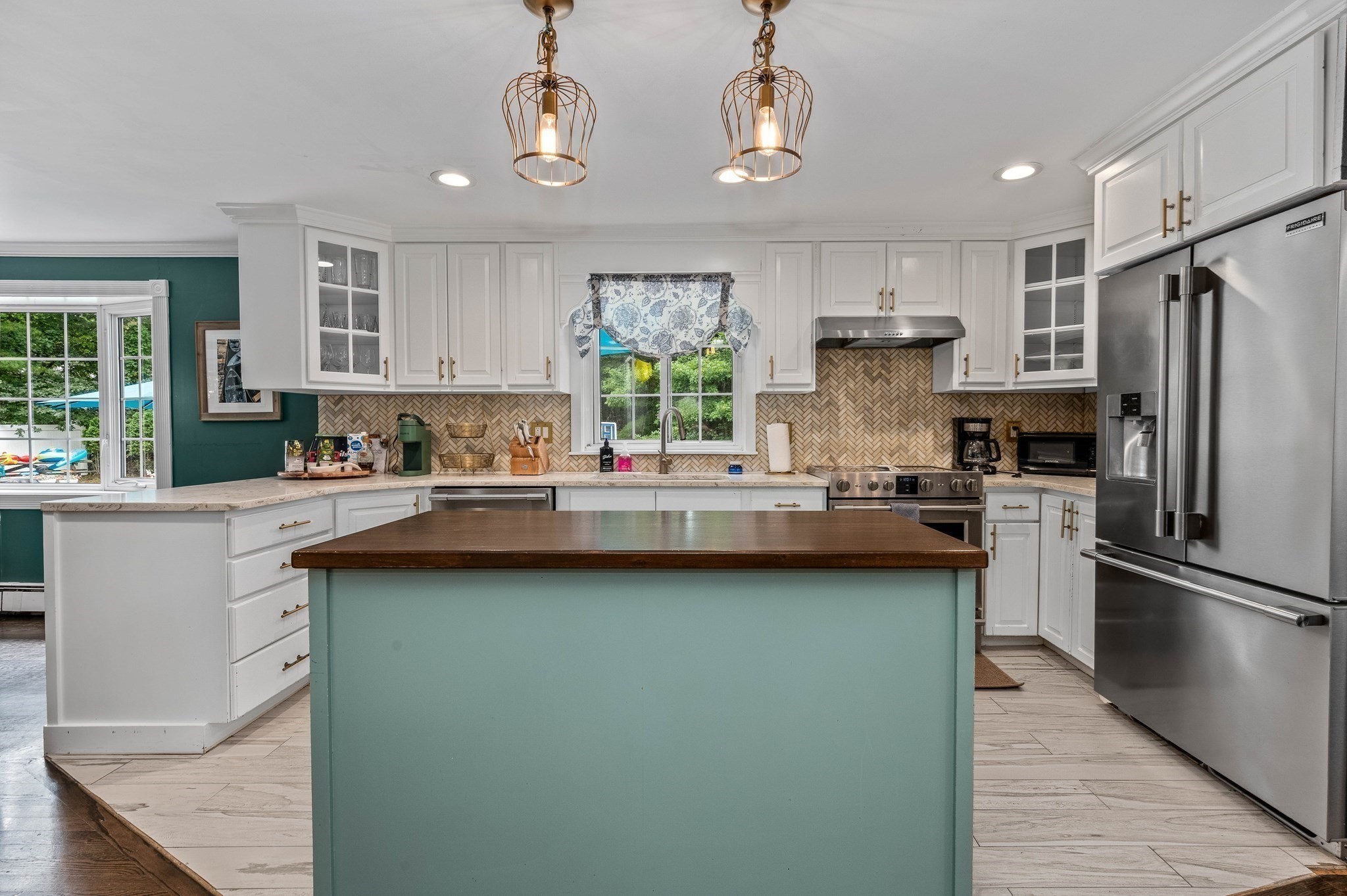 main property photo 8